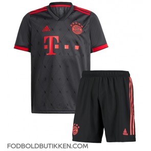 Bayern Munich Leroy Sane #10 Tredjetrøje Børn 2022-23 Kortærmet (+ Korte bukser)